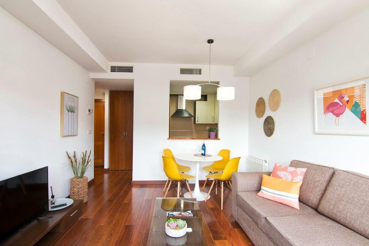 Apartamento Forum-Ciencias Con Piscina, Gym & Parking グラナダ エクステリア 写真