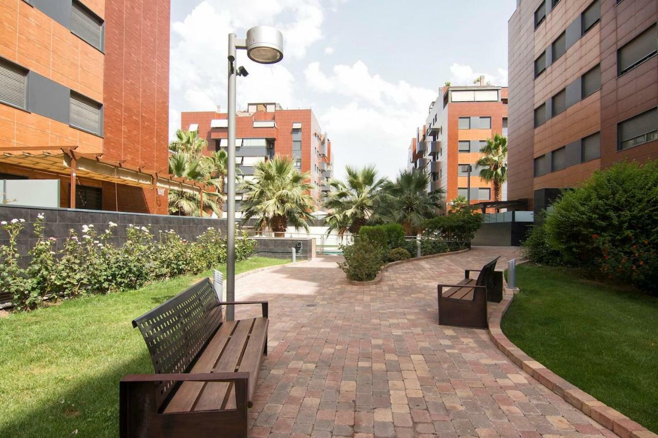 Apartamento Forum-Ciencias Con Piscina, Gym & Parking グラナダ エクステリア 写真