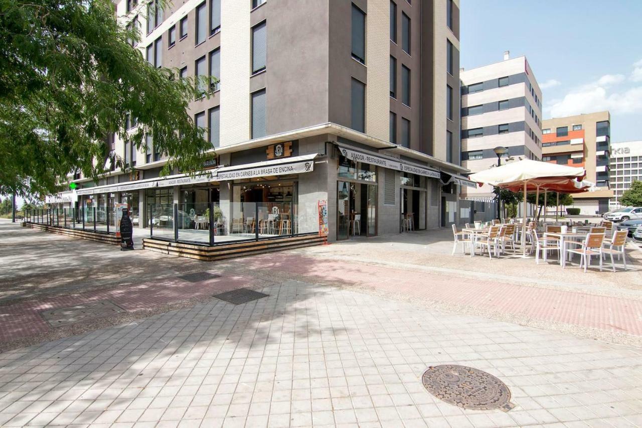 Apartamento Forum-Ciencias Con Piscina, Gym & Parking グラナダ エクステリア 写真