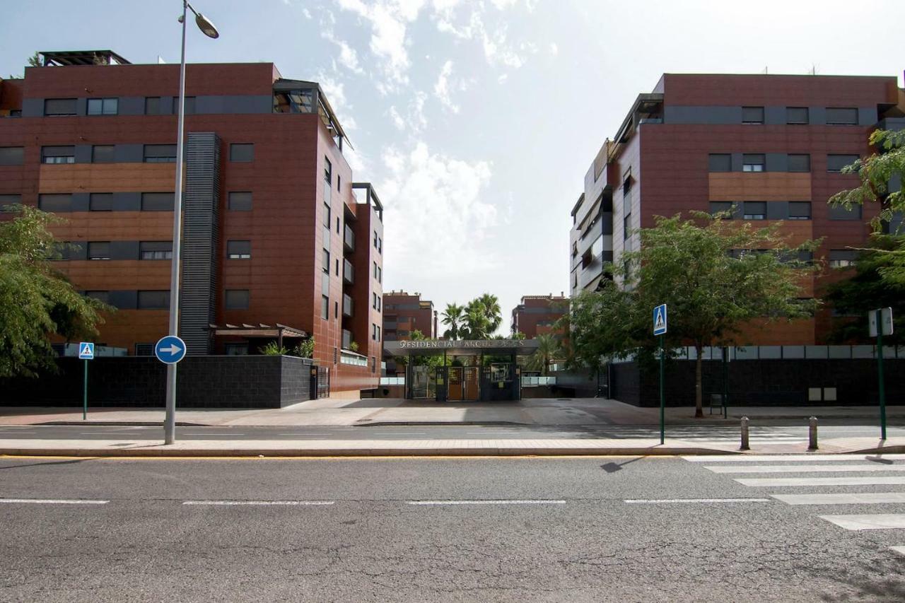 Apartamento Forum-Ciencias Con Piscina, Gym & Parking グラナダ エクステリア 写真
