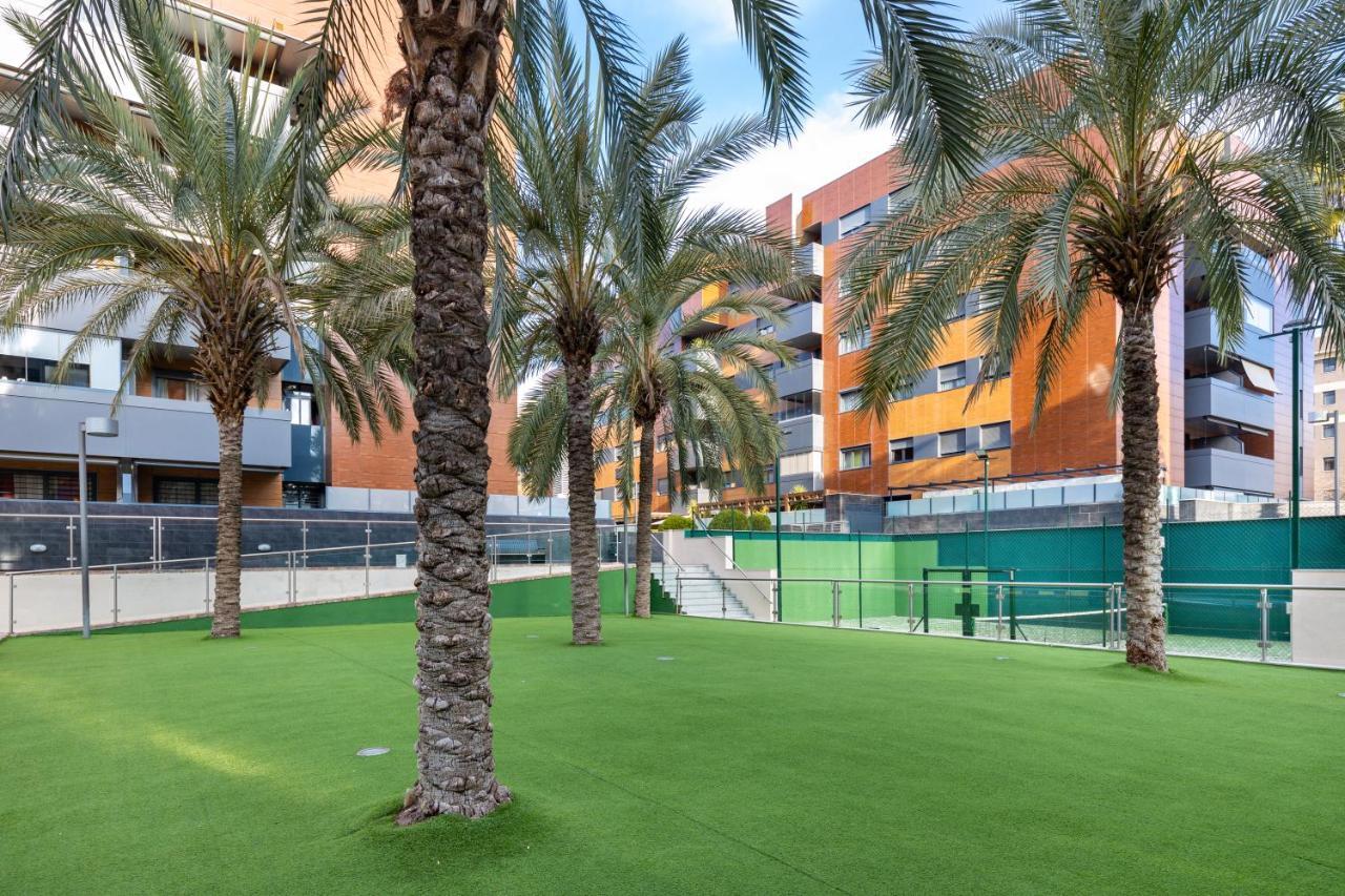 Apartamento Forum-Ciencias Con Piscina, Gym & Parking グラナダ エクステリア 写真